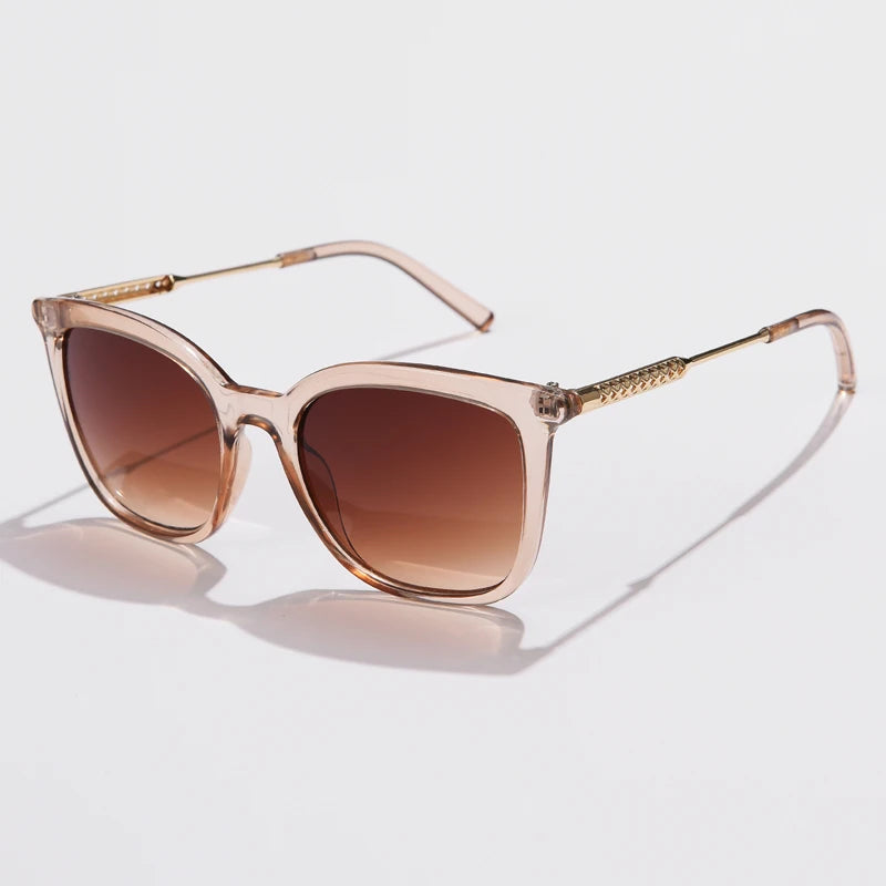 Óculos de Sol Feminino Vintage Quadrado Clássico com Lentes Degradê