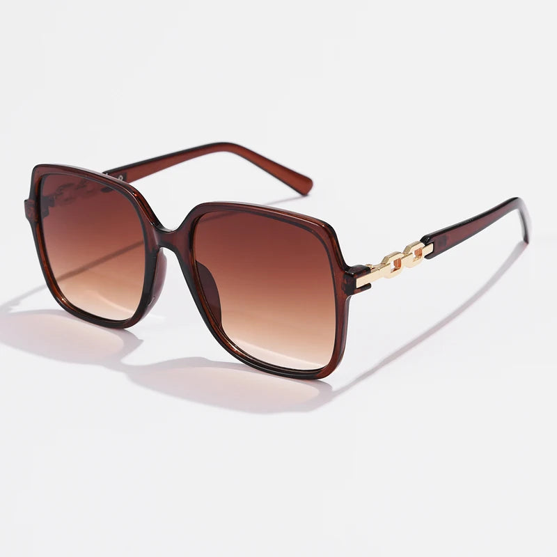 Óculos de Sol Feminino Oversized com Lentes Degradê