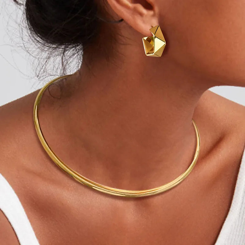 Colar Neck Cuff Ajustável